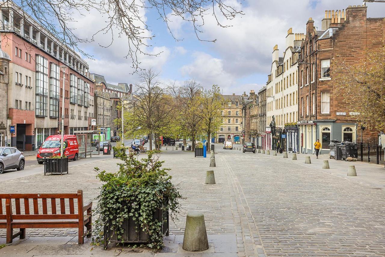 Joivy 1 Bed Flat, Heart Of Grassmarket Edimburgo Exterior foto